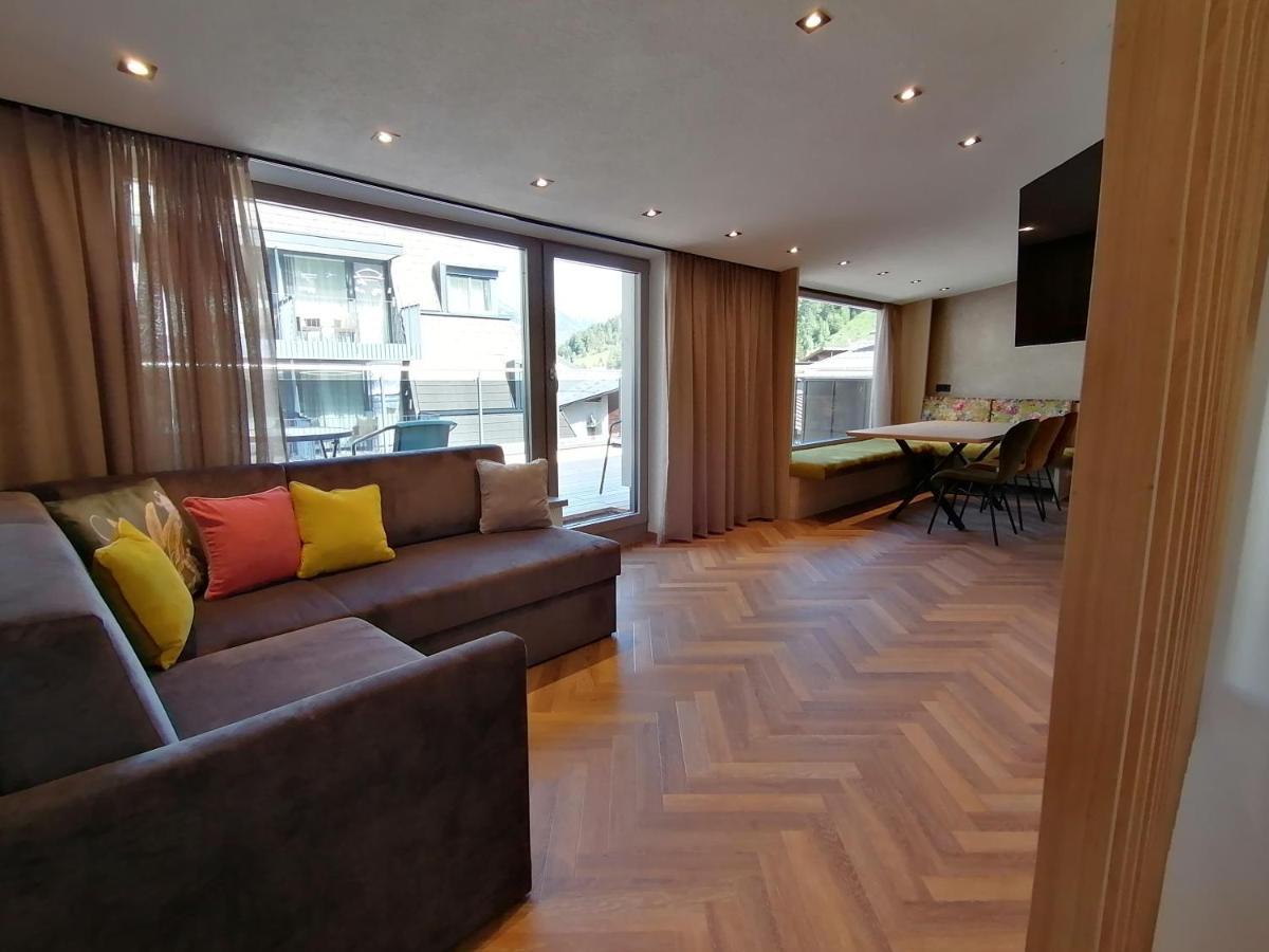Haus Marion Haueis Hotel ซังคท์อันทอนอัมอาร์ลแบร์ก ภายนอก รูปภาพ