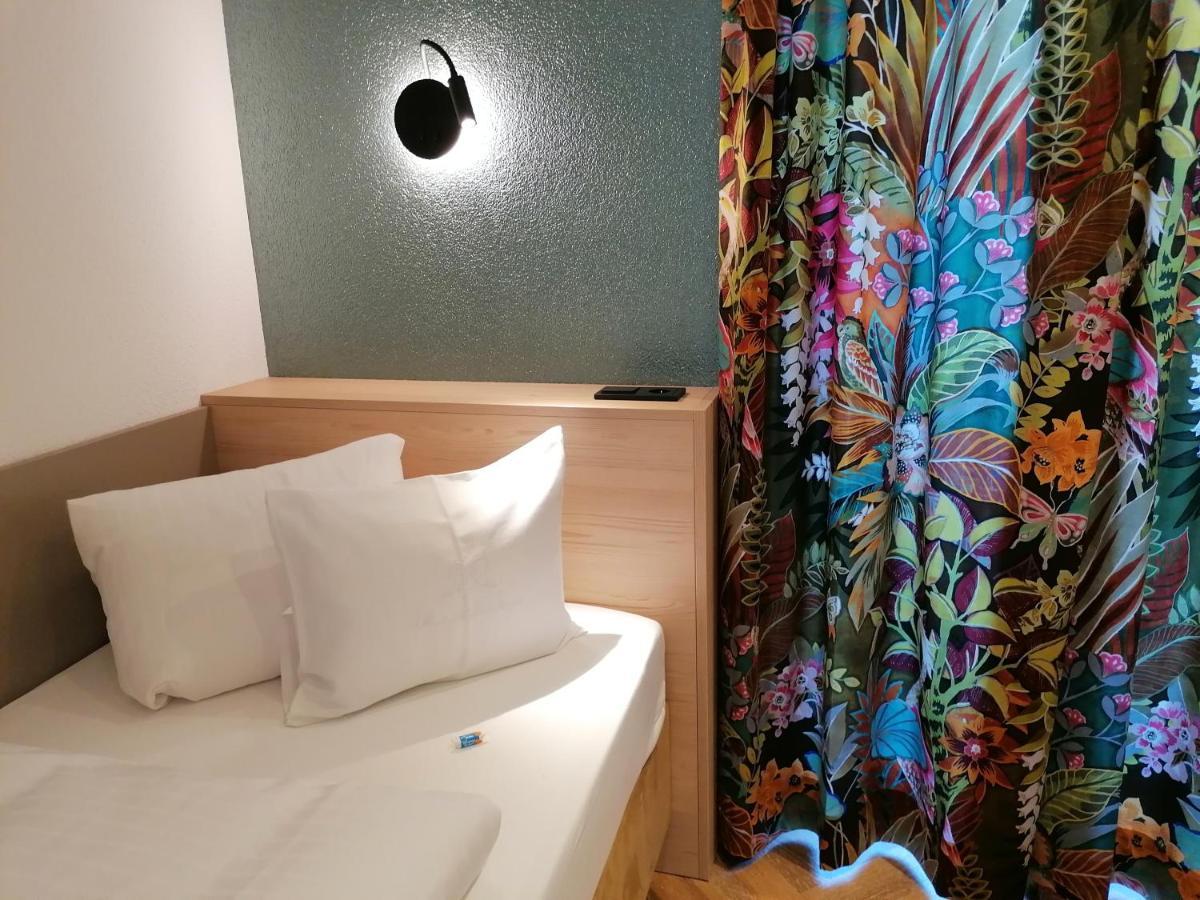 Haus Marion Haueis Hotel ซังคท์อันทอนอัมอาร์ลแบร์ก ภายนอก รูปภาพ