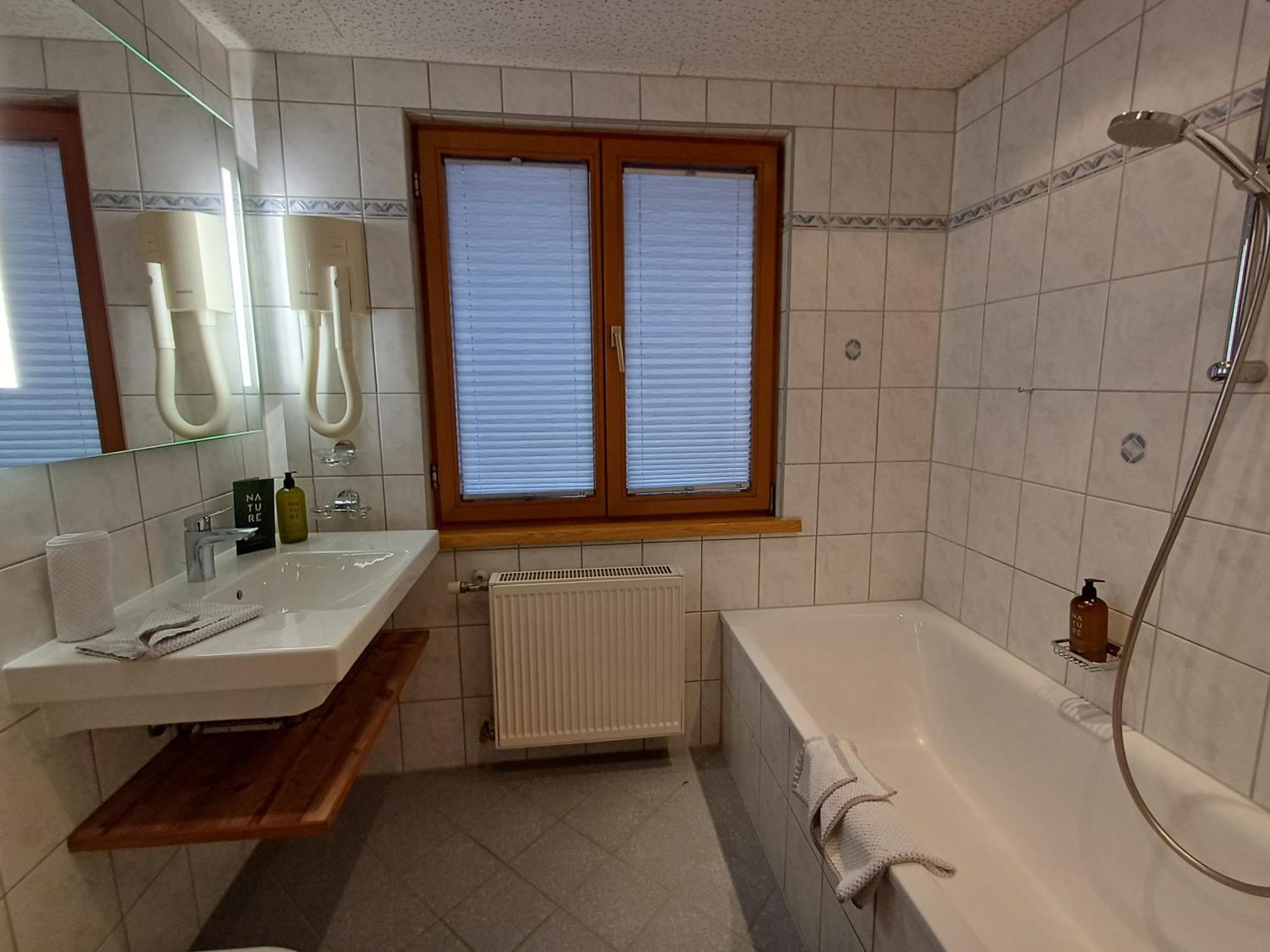 Haus Marion Haueis Hotel ซังคท์อันทอนอัมอาร์ลแบร์ก ภายนอก รูปภาพ